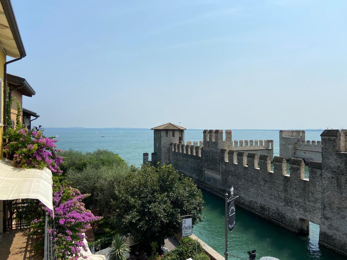 Castello Mavino Apartamento Sirmione Exterior foto
